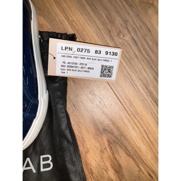 NWT- Women's JUSTFAB First Timer Platform Sneaker - Size 7 - Picture 12 of 12